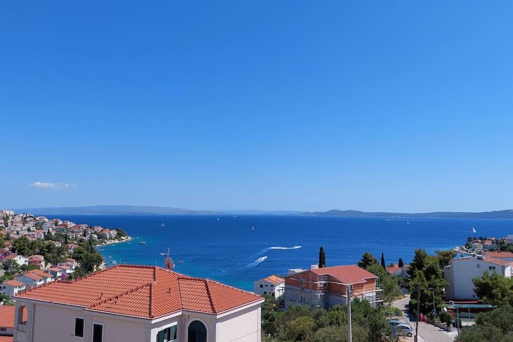 Apartment Vista Oasis With Pool And Terrace Trogir Extérieur photo